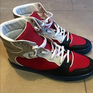 Balenciaga High Top Sneaker